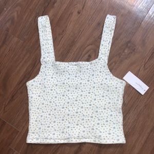 5 FOR $25 NWT AE Floral Crop Tank